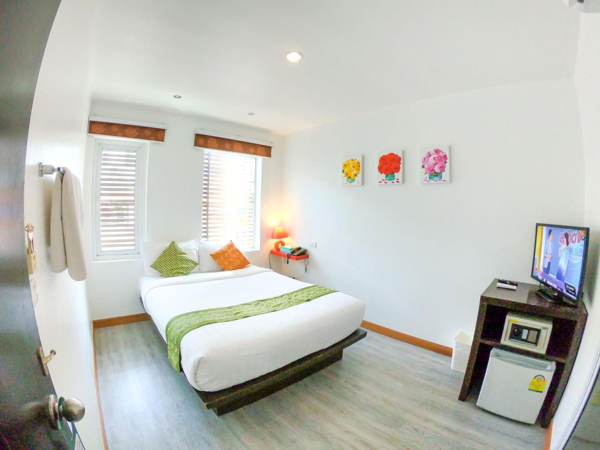 Queen Boutique Hotel Chaweng Exterior photo